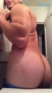4258924