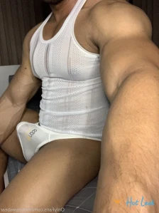 2999827