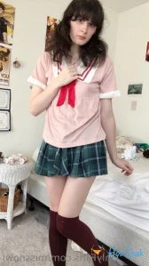 5749235