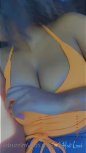 10609960