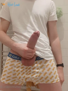 2956413