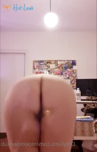 4386023
