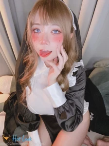 2946825