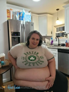 2943379