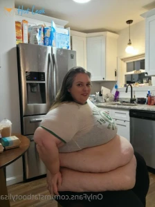 2943565