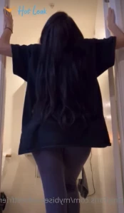 8886132