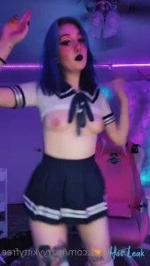 4916627