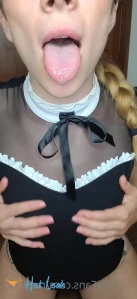 4916888