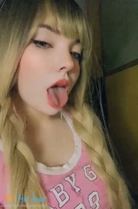 2906828