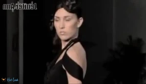 8860564