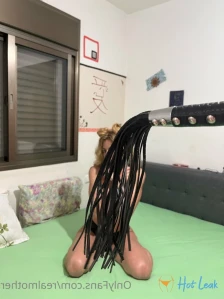 2823051