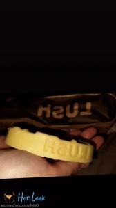 2898572
