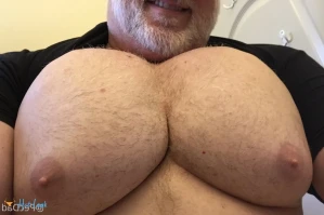 5763906