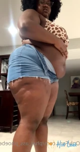 5425316