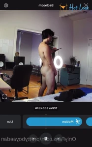 4928605