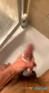 5425894