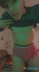 2745951