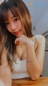 5695047