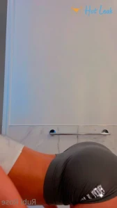 8829185