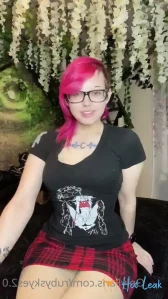 4567640