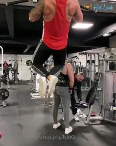5437763