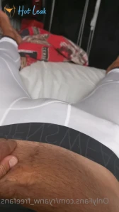 5437788