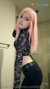 9767527