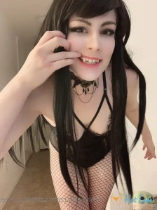 3025239