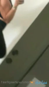 4572083