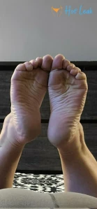 7443773