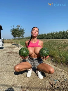 5868833