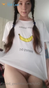 4933939