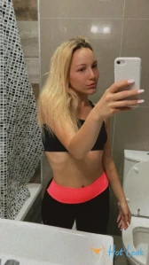 5785273