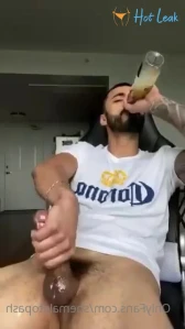 4581586