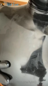 4582351