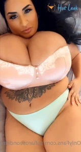 4587972