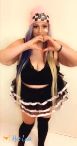 4937572