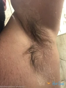 2755596