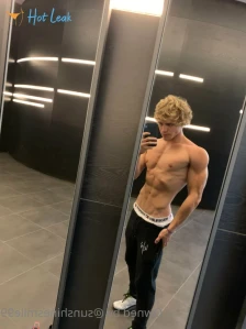 7949764