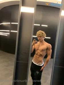 7949773