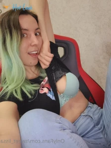 2684918