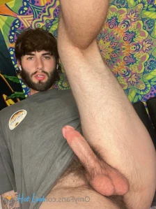 2702889