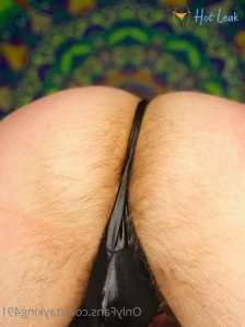 2702923