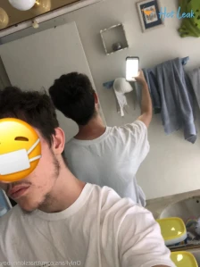 5649685