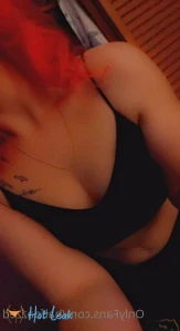 4603823