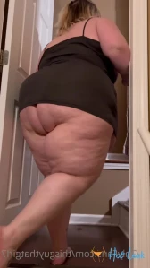 4603872