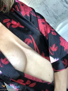 2657122
