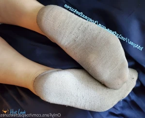 5768927