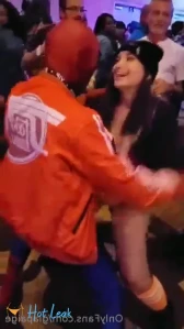 1401193