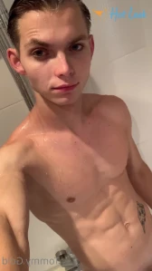 4606734